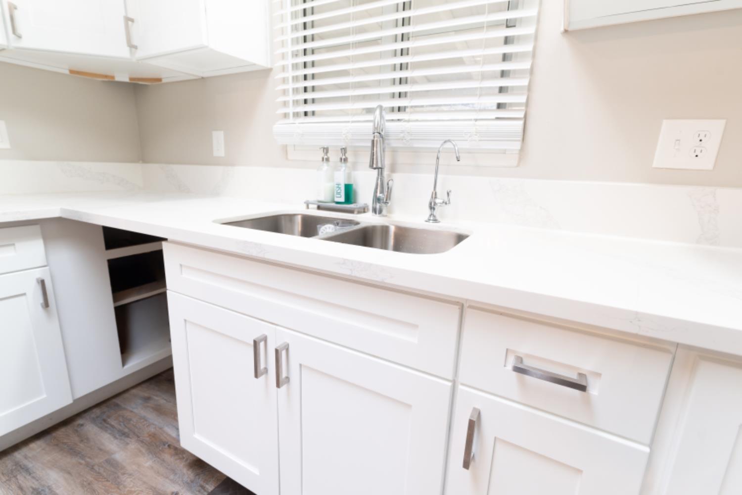 4860 E Amherst Ave, Fresno, CA 93703