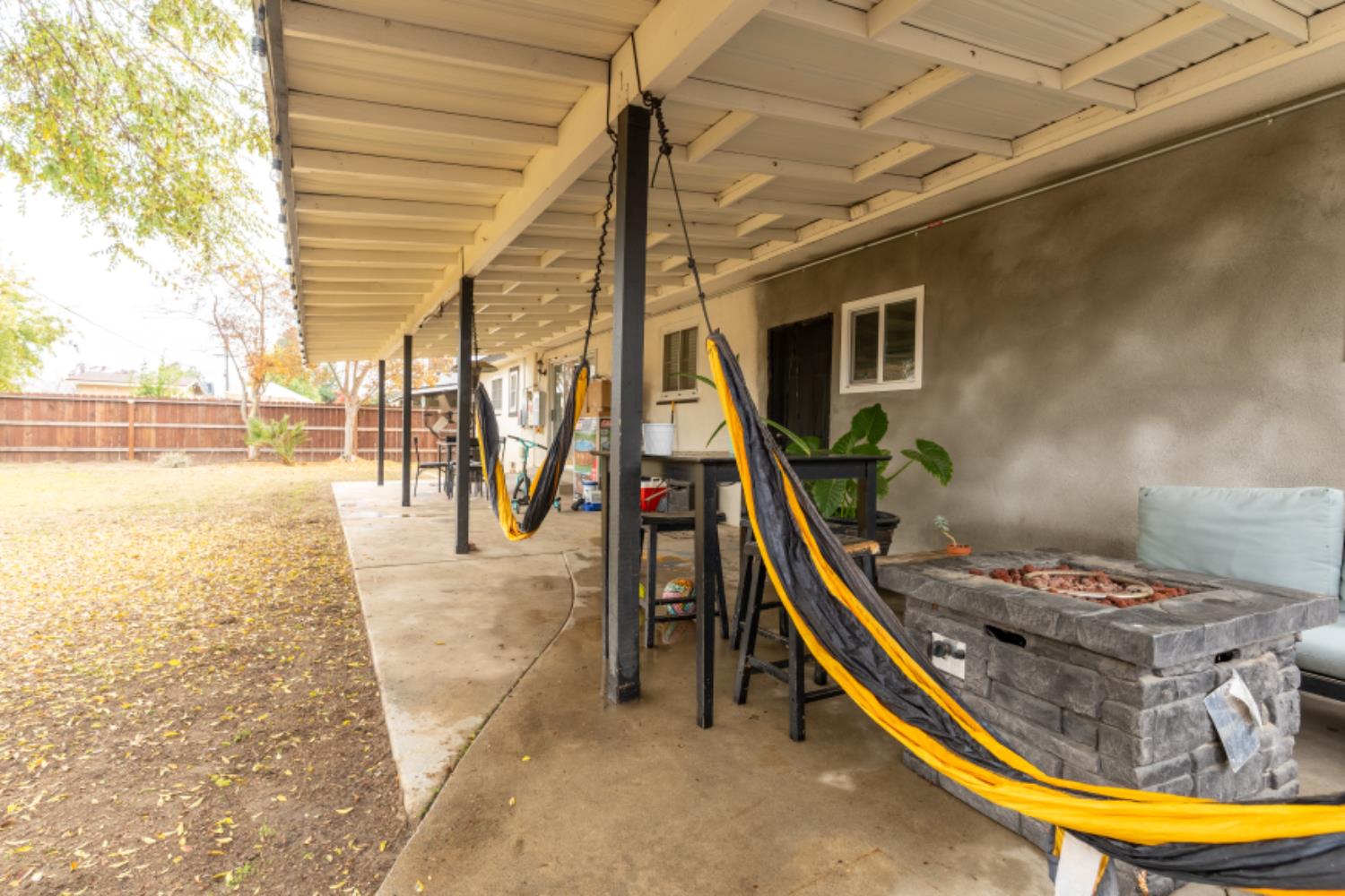 4860 E Amherst Ave, Fresno, CA 93703