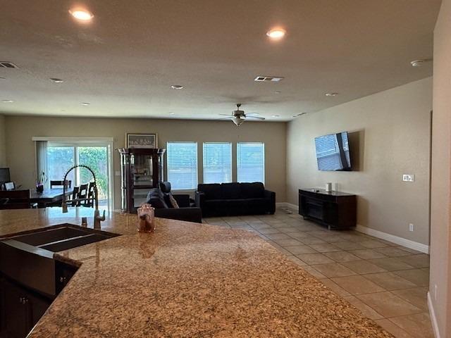 3725 W Clinton Ave, Visalia, CA 93291