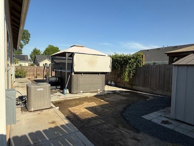 3725 W Clinton Ave, Visalia, CA 93291