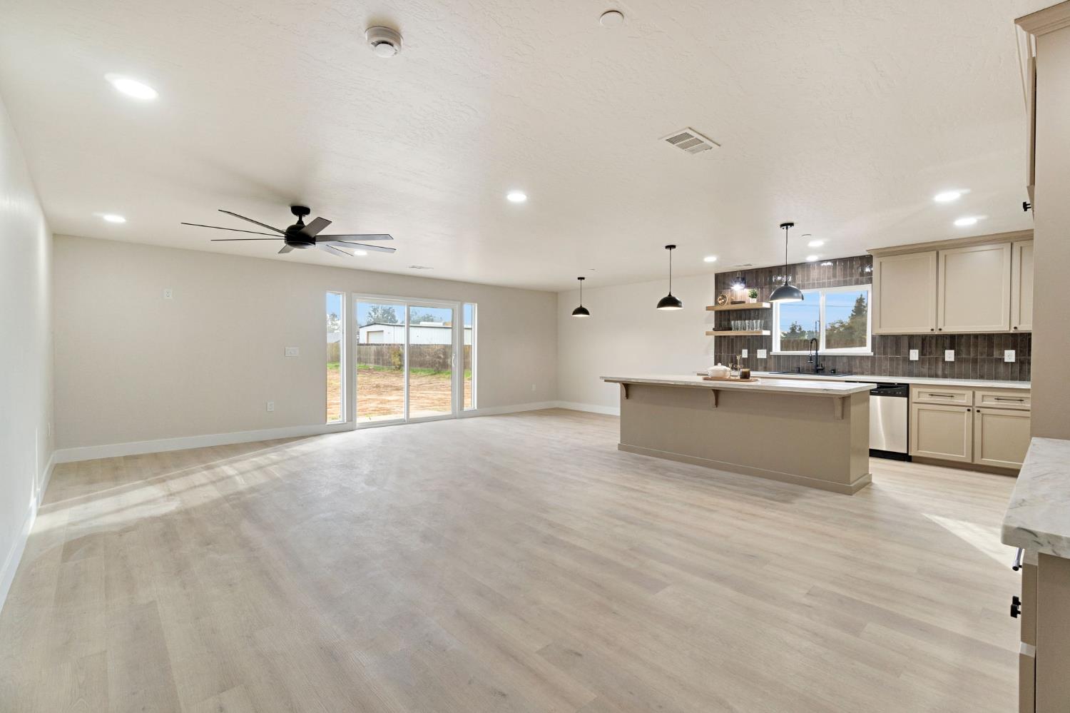 17133 Camden, Madera, CA 93638