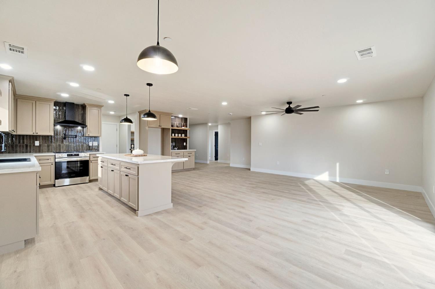 17133 Camden, Madera, CA 93638