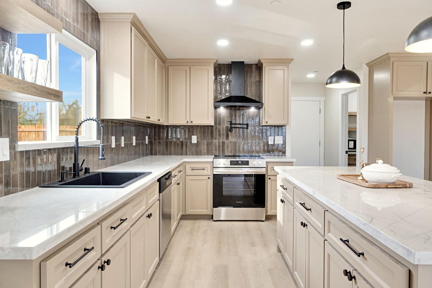 17133 Camden, Madera, CA 93638