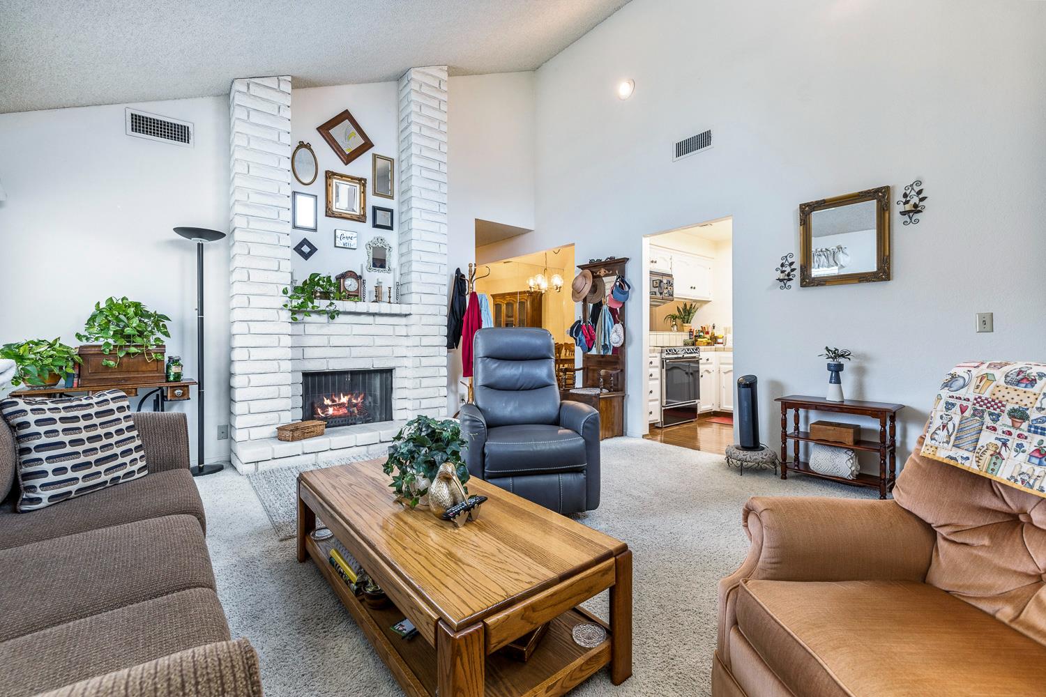 5739 N Monte Ave #1, Fresno, CA 93711