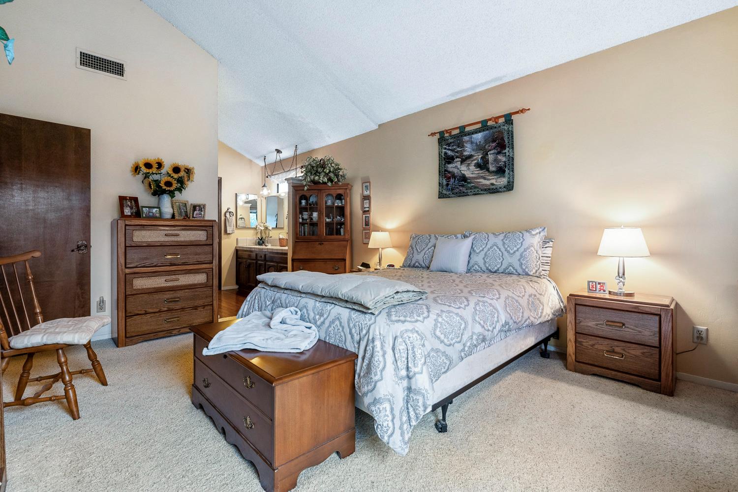 5739 N Monte Ave #1, Fresno, CA 93711