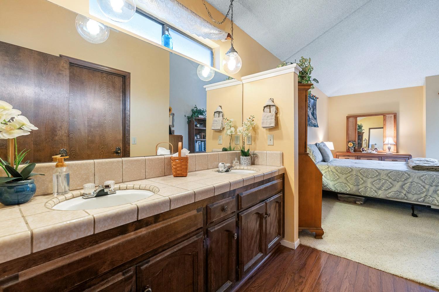 5739 N Monte Ave #1, Fresno, CA 93711