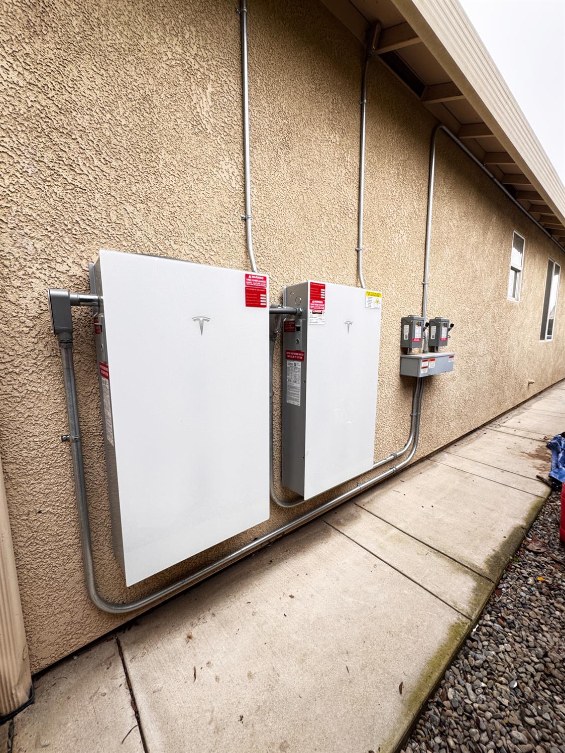 2945 W Vine St, Visalia, CA 93291