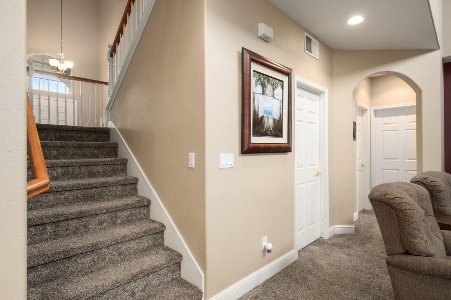 775 S Michelle Ave, Kerman, CA 93630