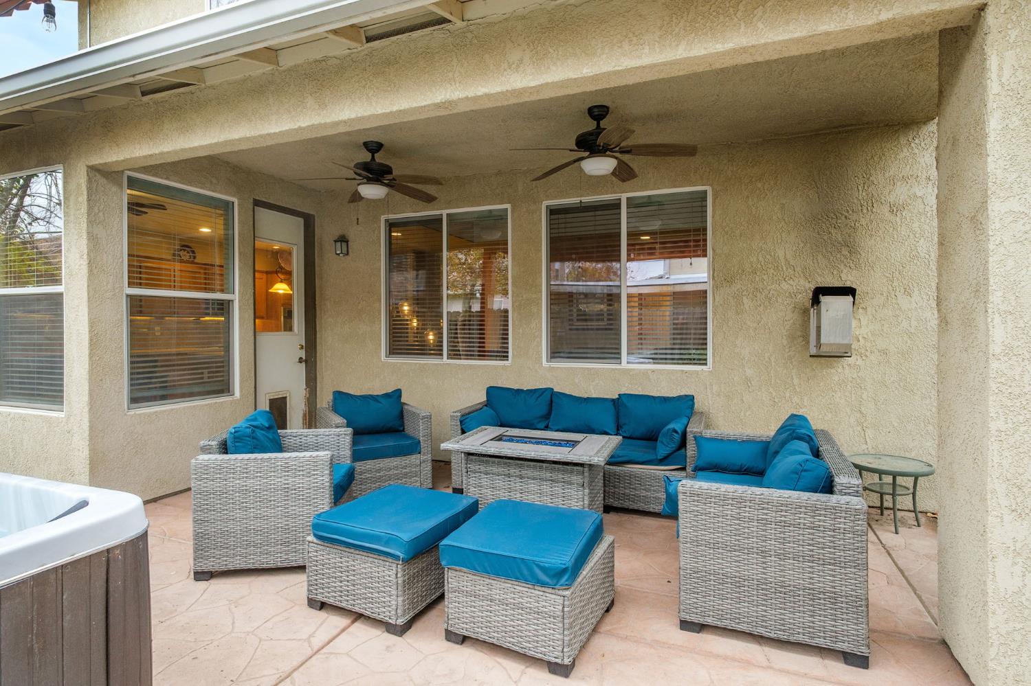 775 S Michelle Ave, Kerman, CA 93630