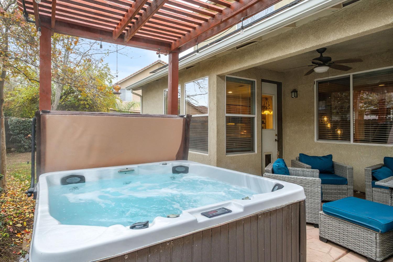 775 S Michelle Ave, Kerman, CA 93630