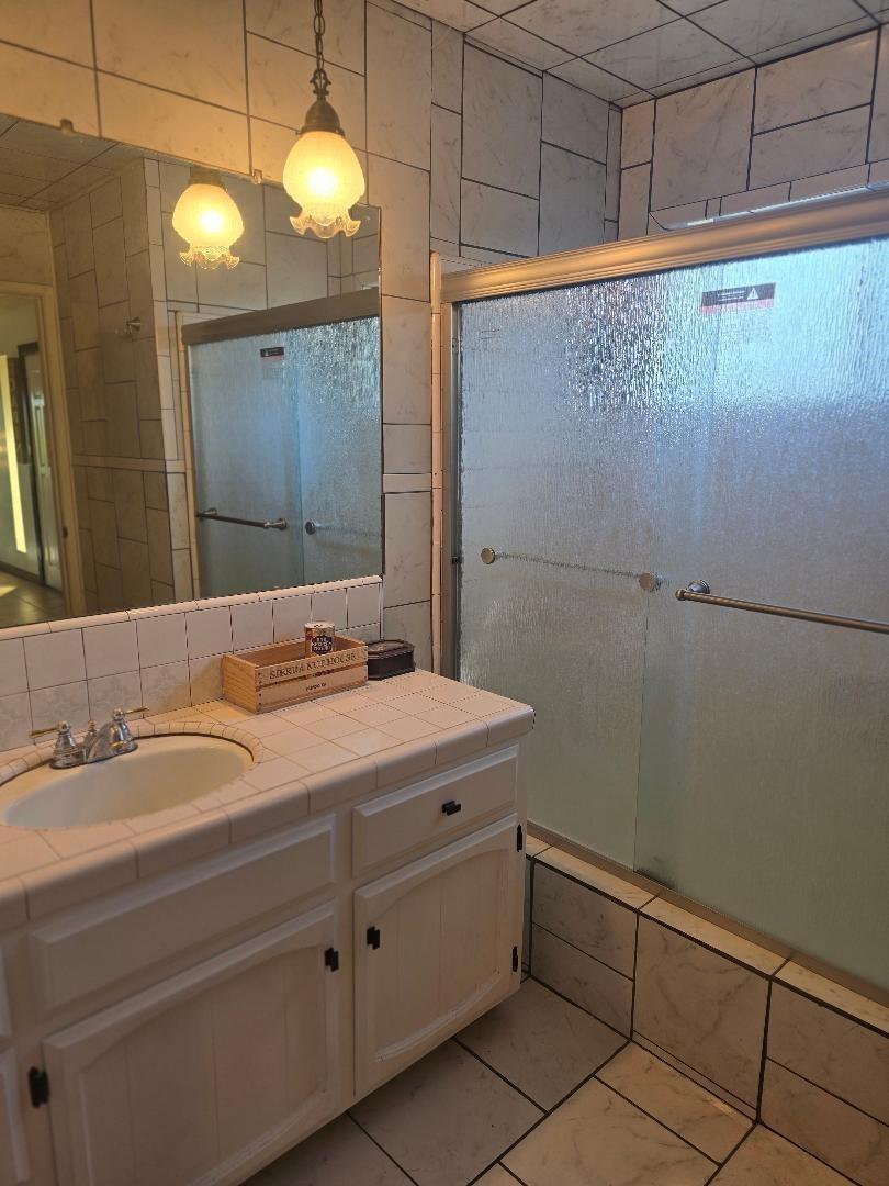 31081 Yosemite Springs Pkwy, Coarsegold, CA 93614