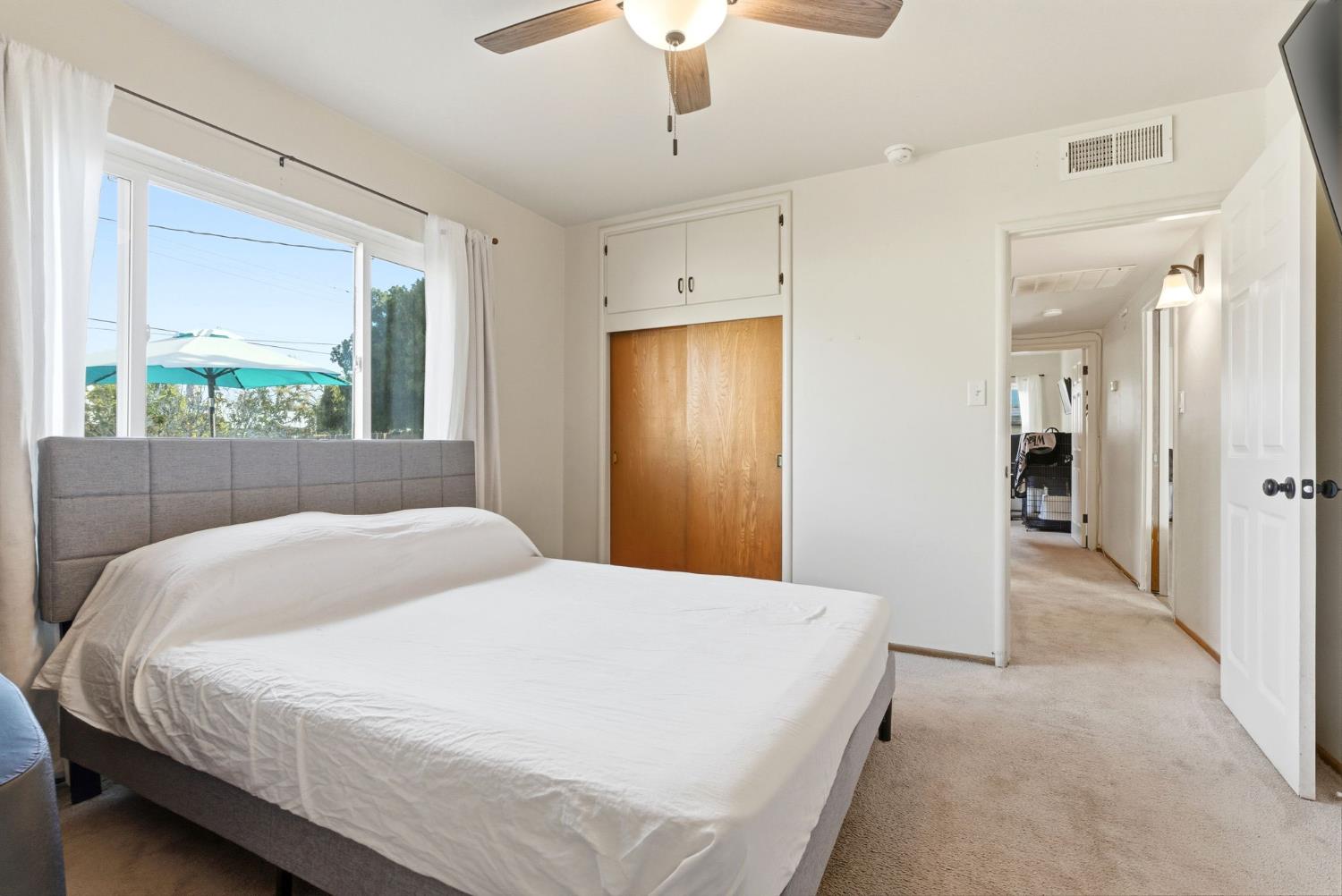 2410 Locust, Visalia, CA 93277