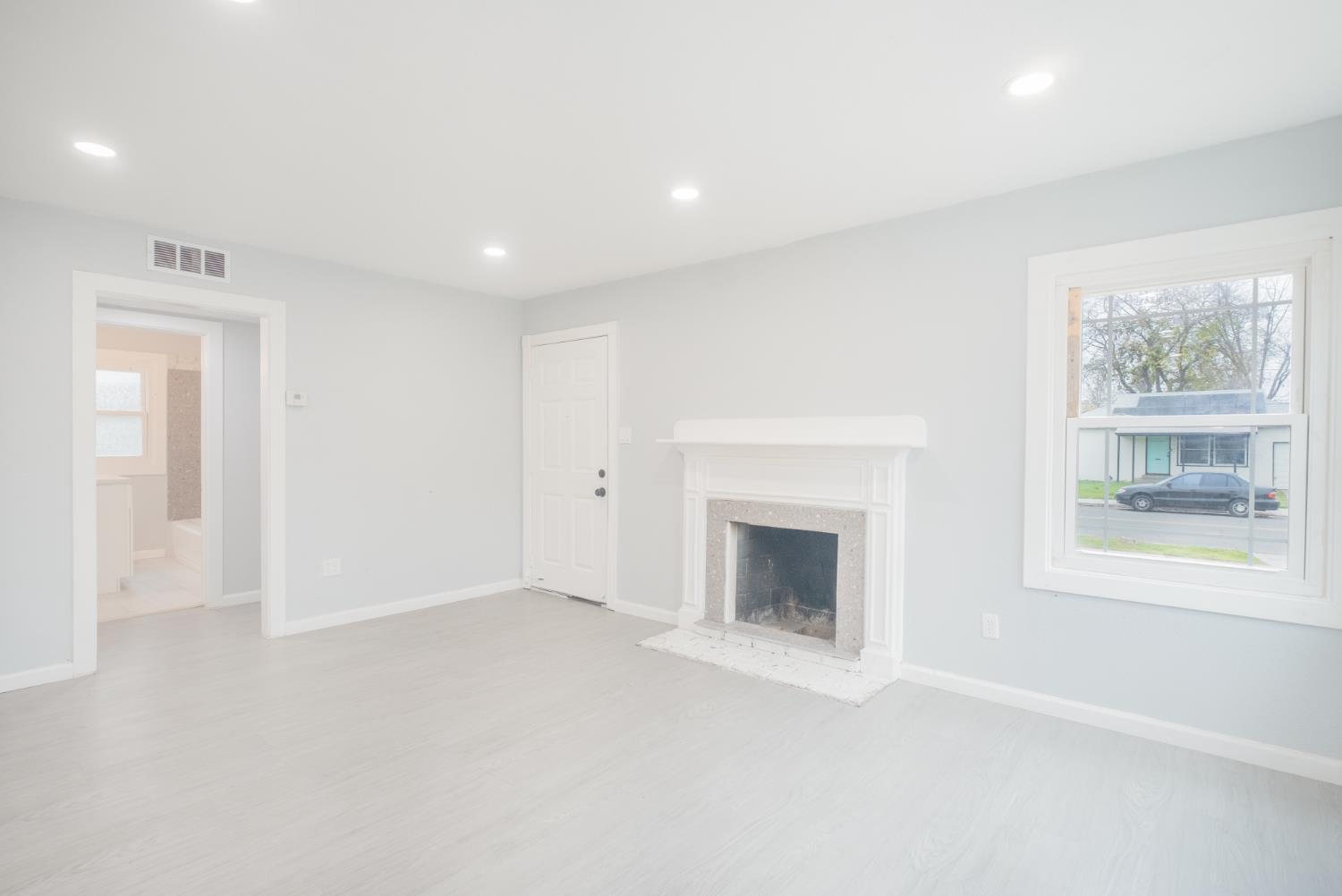 1346 E Princeton, Fresno, CA 93704