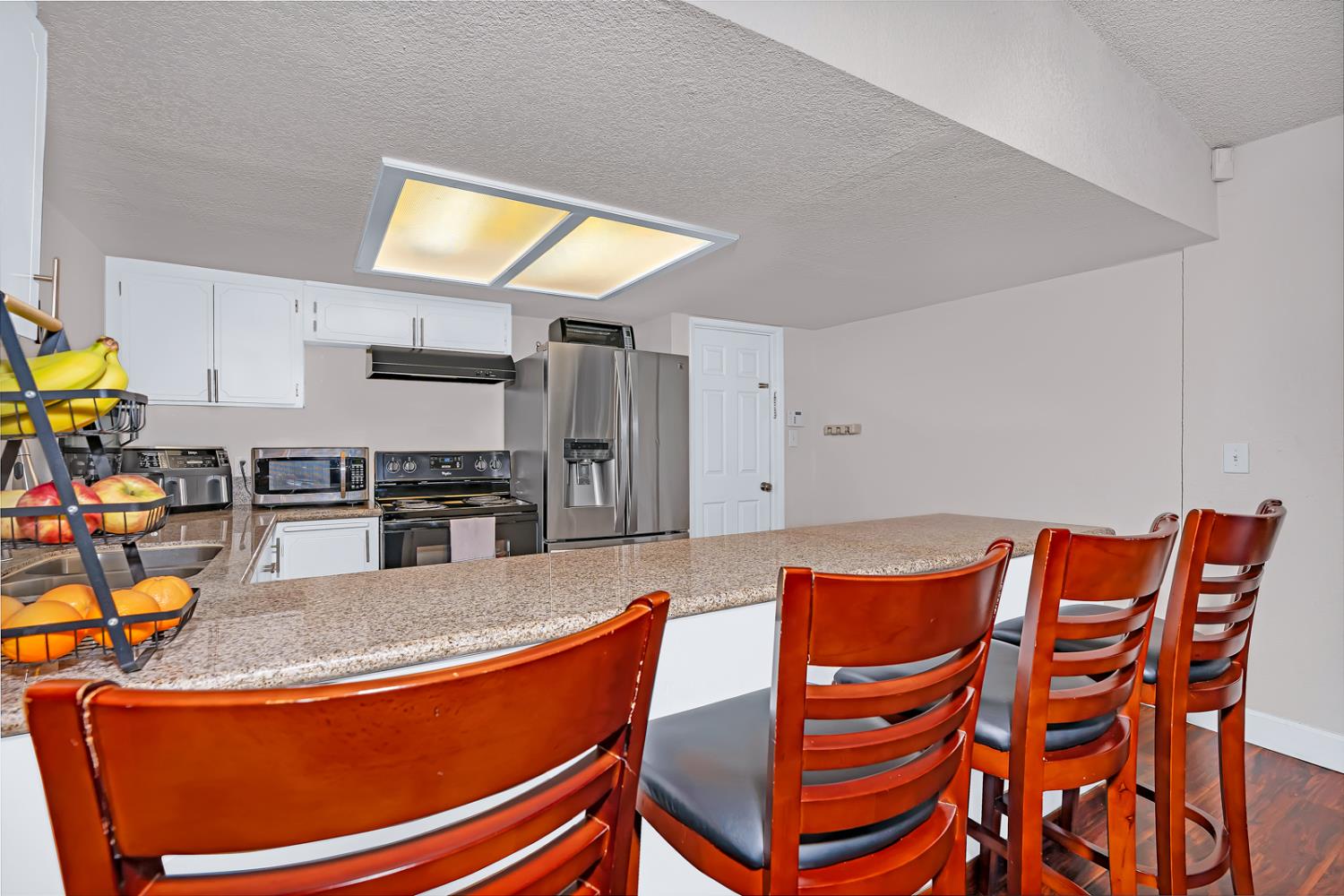 2893 Helm Ave, Clovis, CA 93612