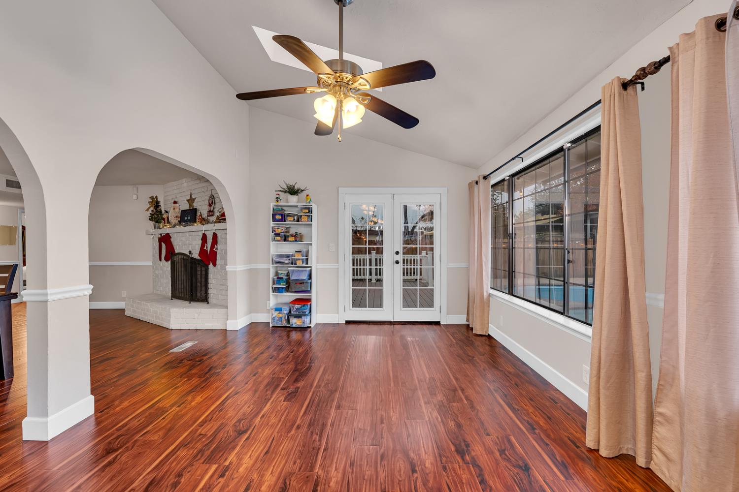 2893 Helm Ave, Clovis, CA 93612