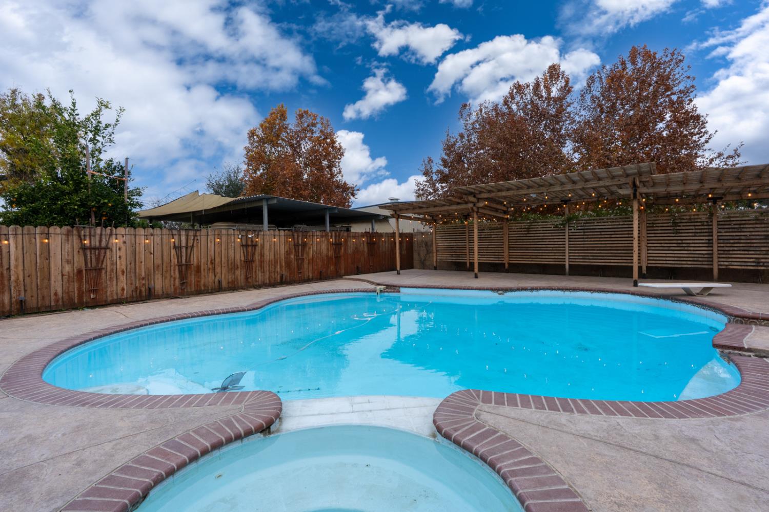 2893 Helm Ave, Clovis, CA 93612