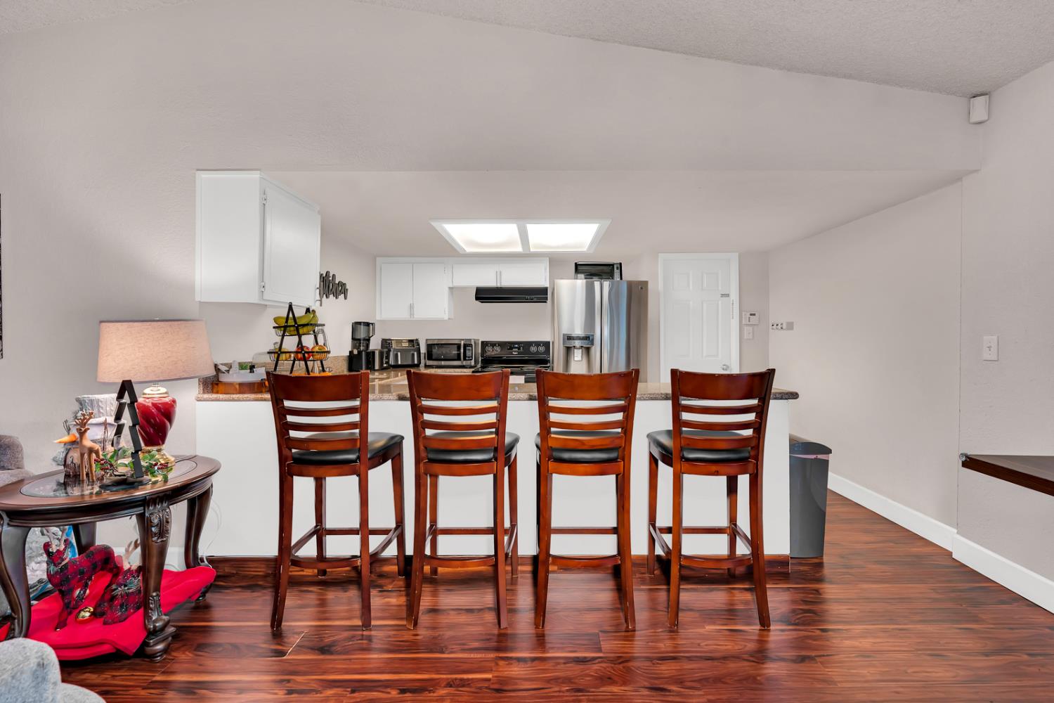 2893 Helm Ave, Clovis, CA 93612