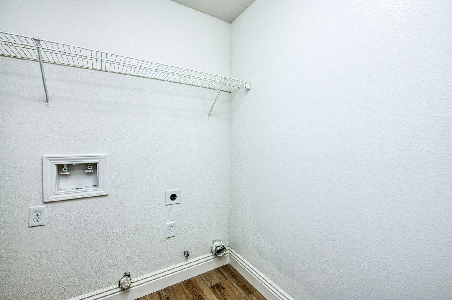 5176 W Michigan Ave, Fresno, CA 93722