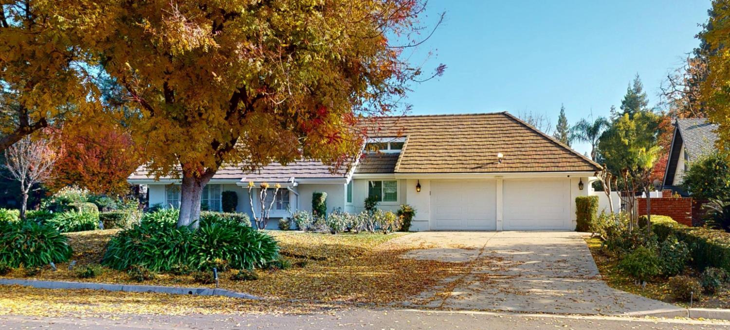 2903 W Cromwell Ave, Fresno, CA 93711