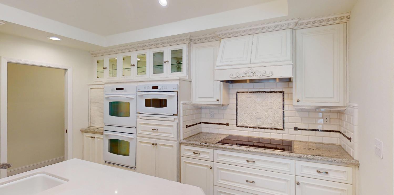 2903 W Cromwell Ave, Fresno, CA 93711