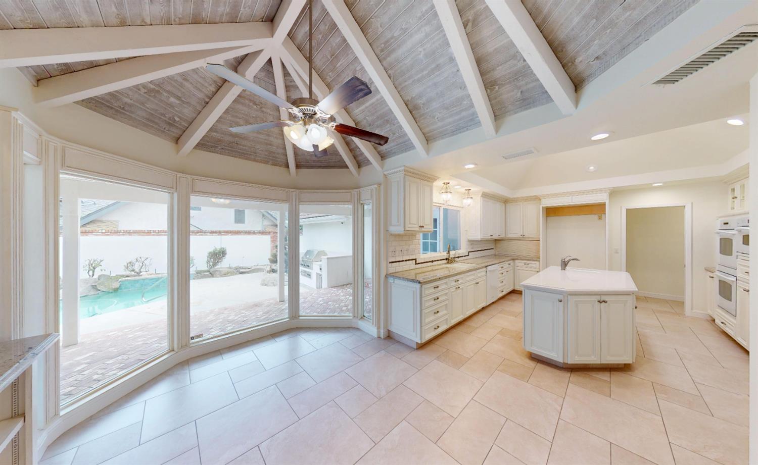 2903 W Cromwell Ave, Fresno, CA 93711