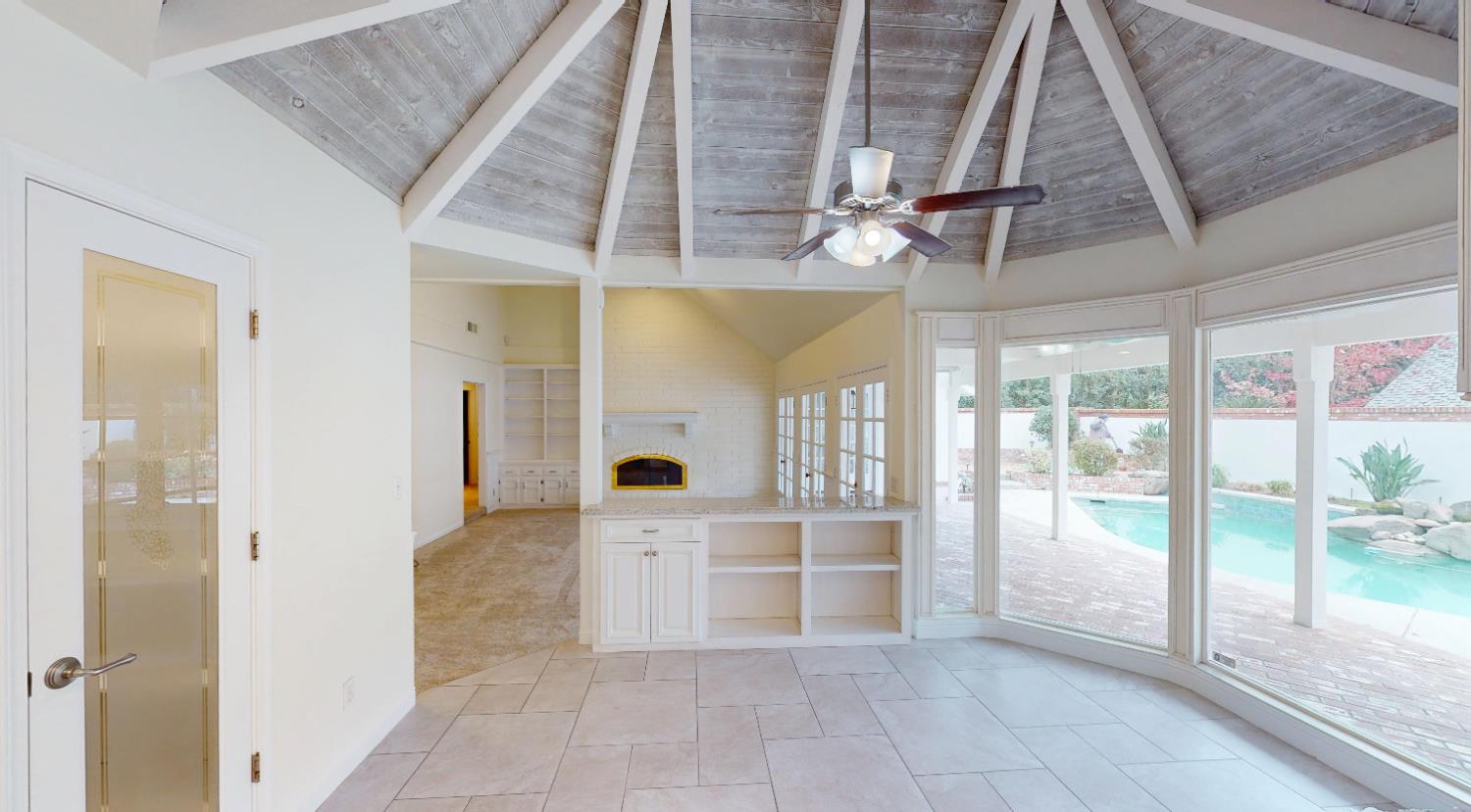 2903 W Cromwell Ave, Fresno, CA 93711