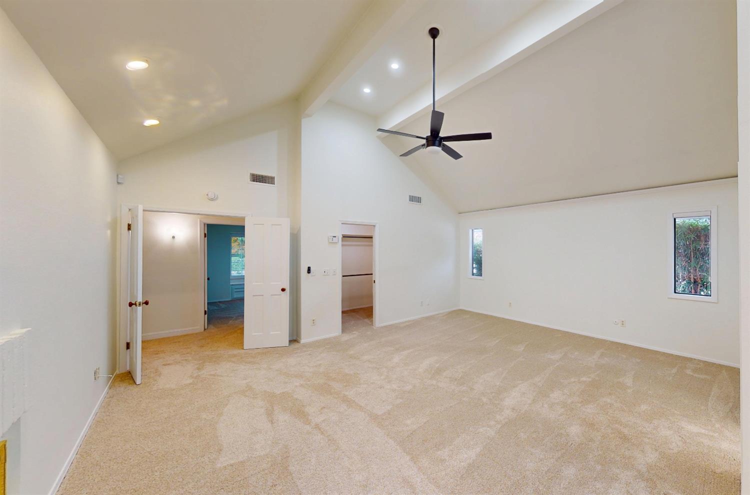 2903 W Cromwell Ave, Fresno, CA 93711