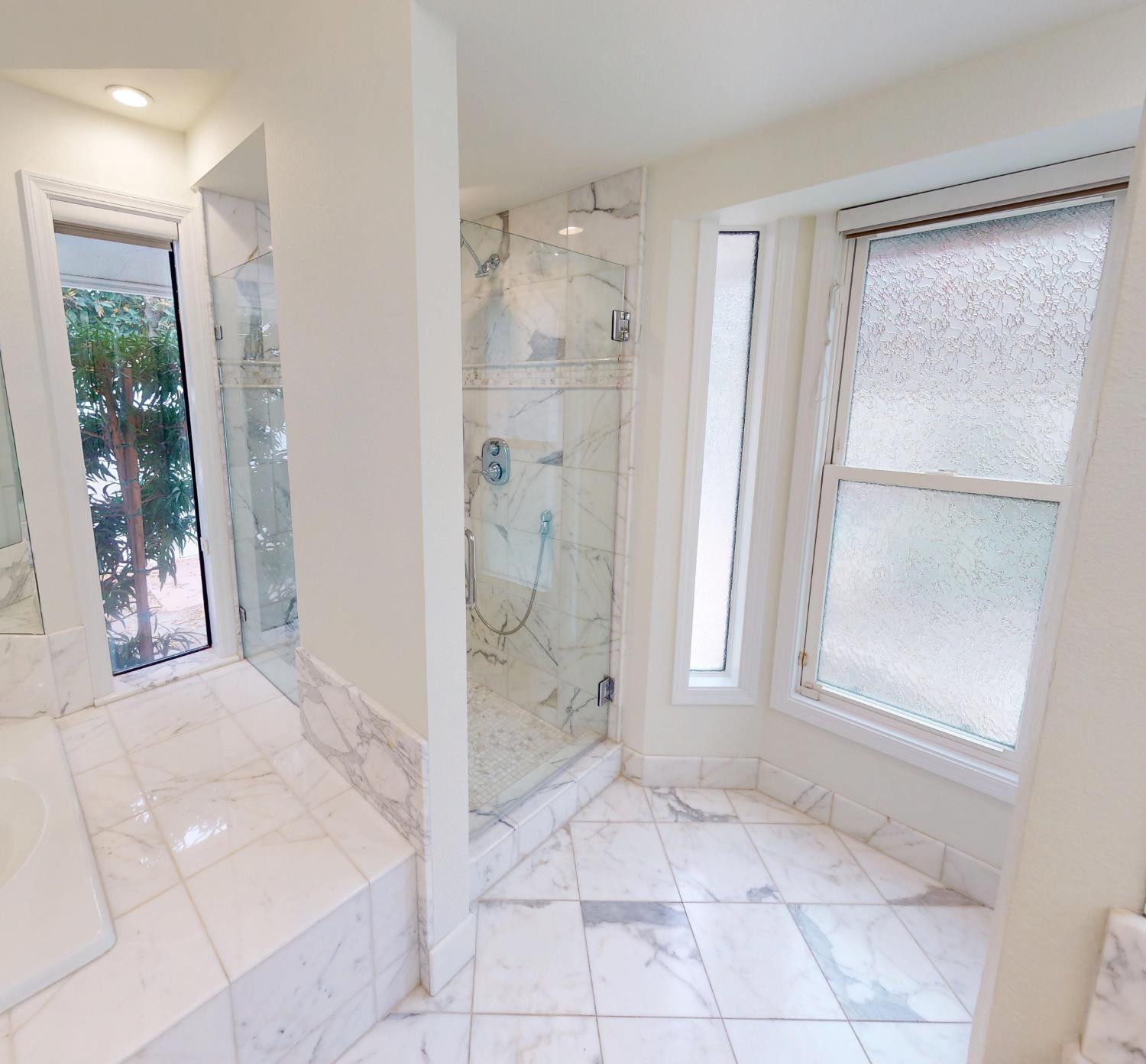 2903 W Cromwell Ave, Fresno, CA 93711