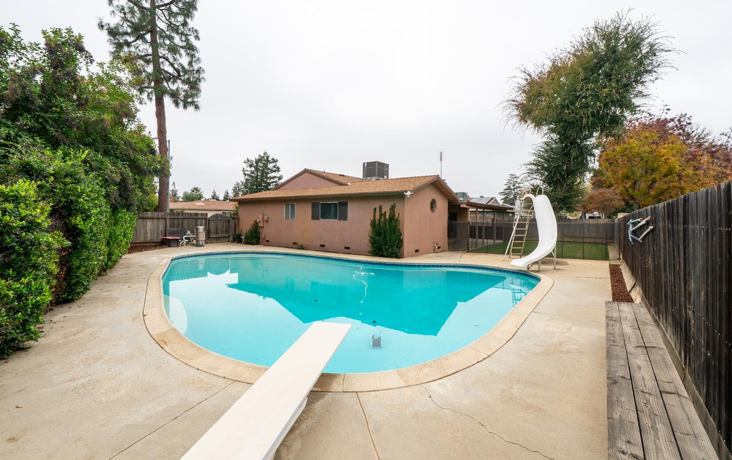 1721 Beverly Ave, Clovis, CA 93611