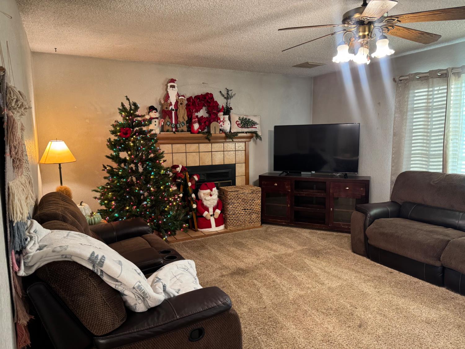 3804 Thompson Ave, Selma, CA 93662