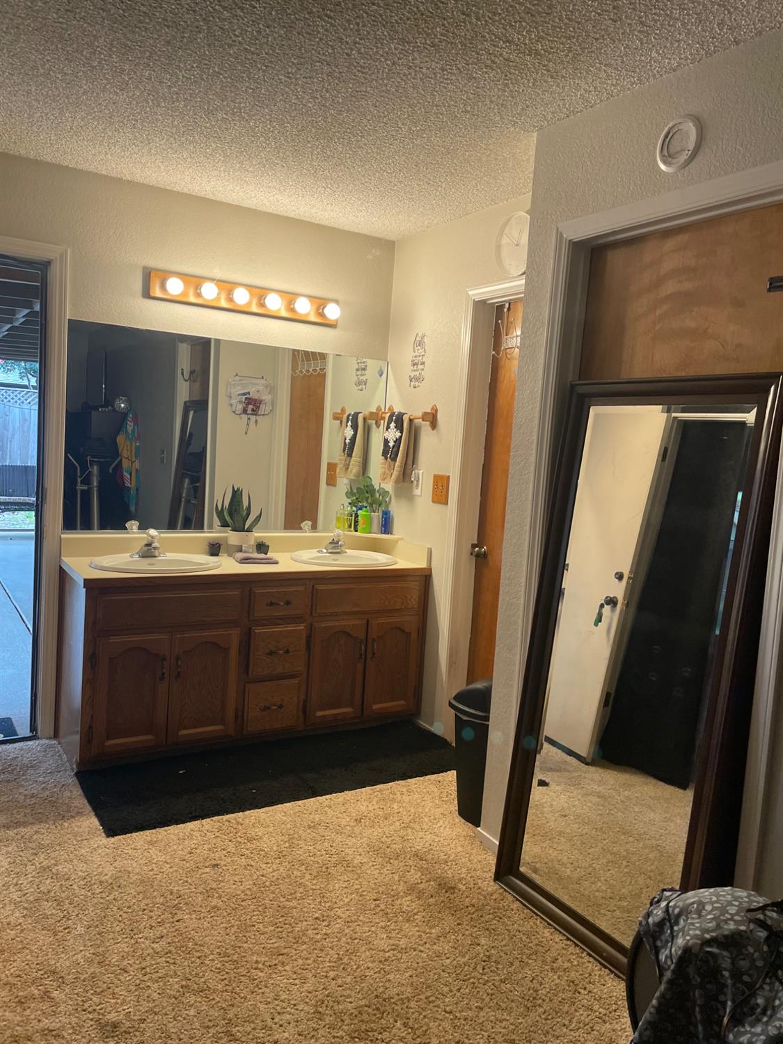 3804 Thompson Ave, Selma, CA 93662