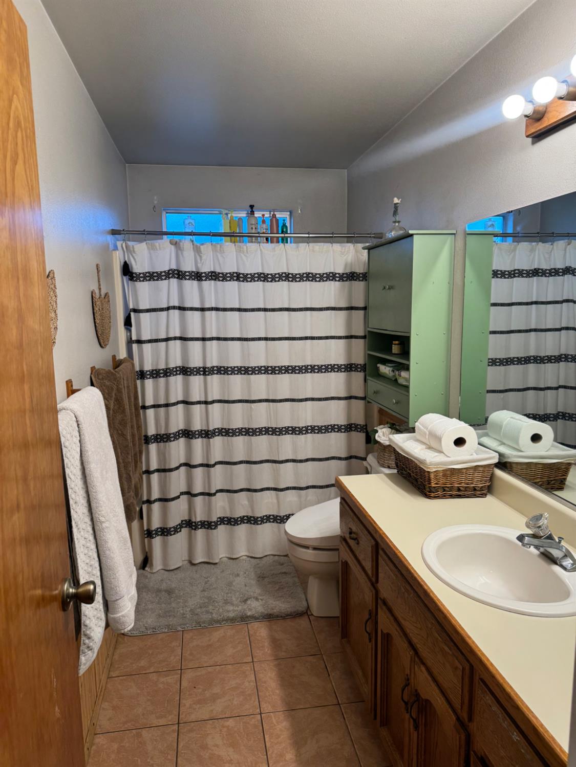 3804 Thompson Ave, Selma, CA 93662