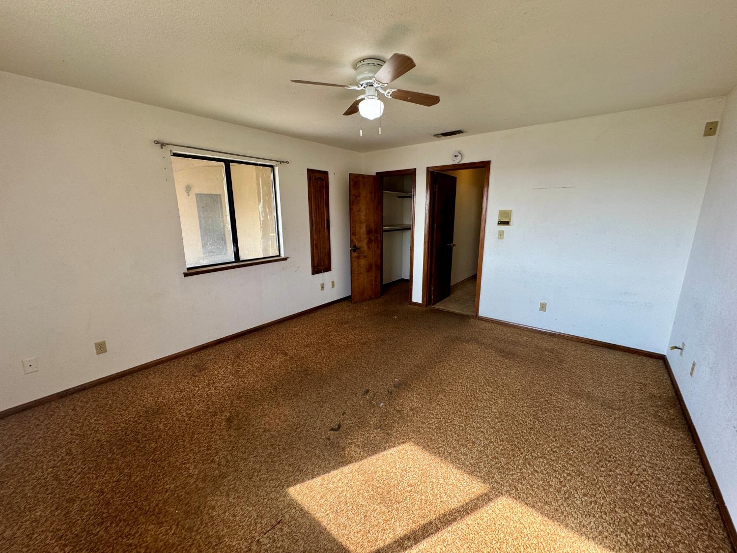 17617 W Belmont Ave, Kerman, CA 93630