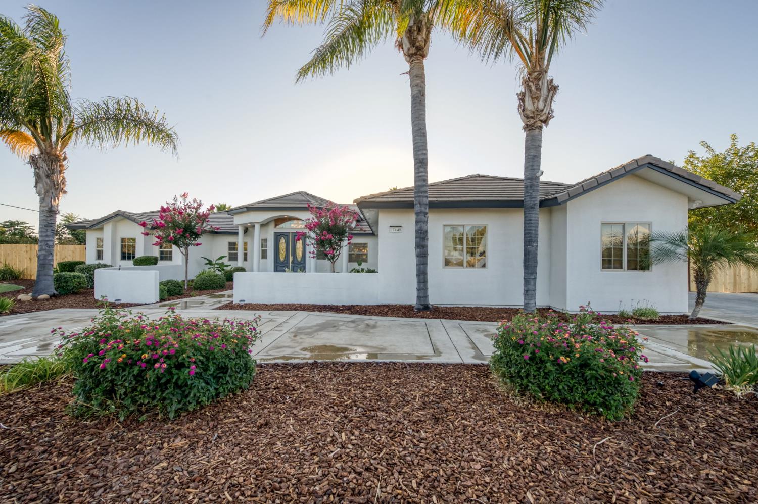 17448 Island Dr, Madera, CA 93636