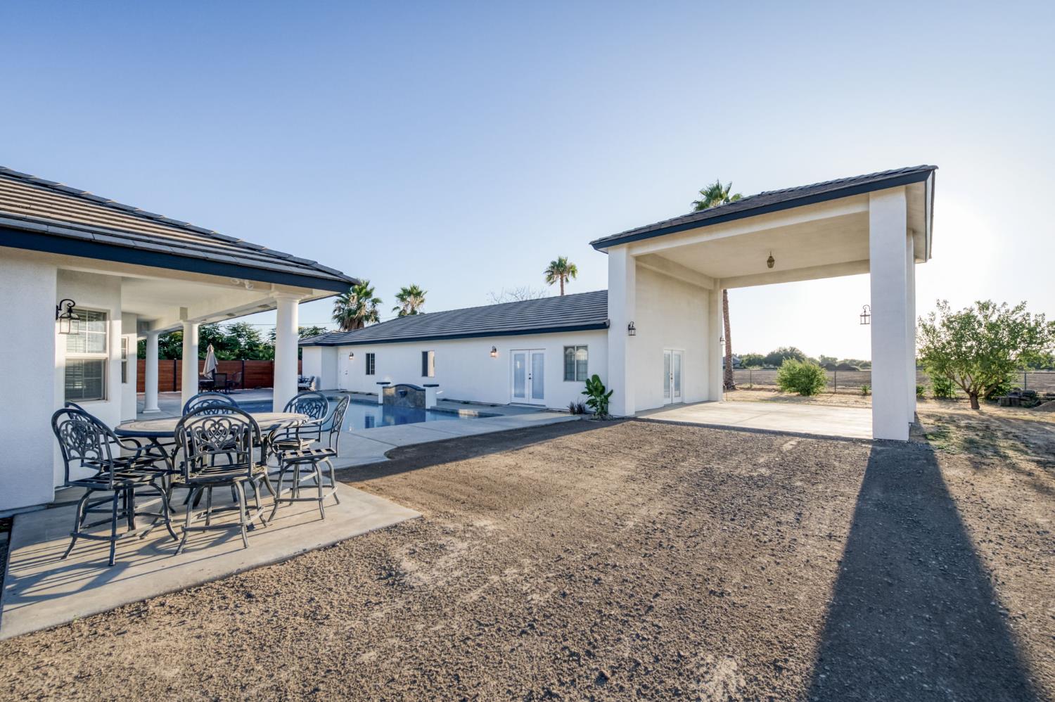 17448 Island Dr, Madera, CA 93636