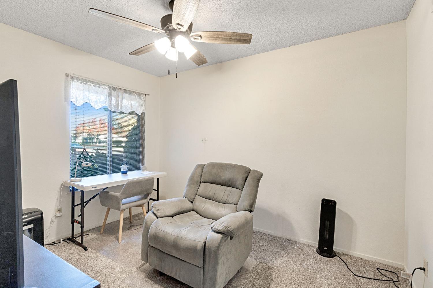 231 W Paul, Fresno, CA 93704