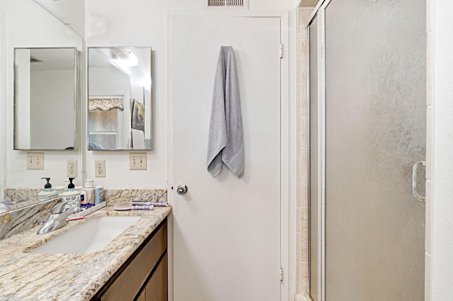 231 W Paul, Fresno, CA 93704