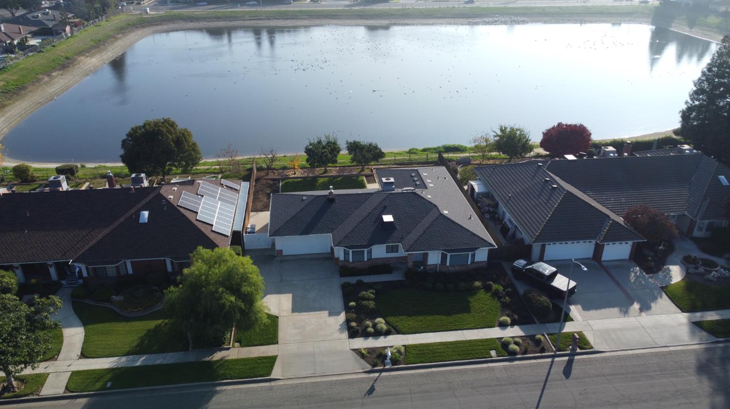 1673 E Cromwell Ave, Fresno, CA 93720