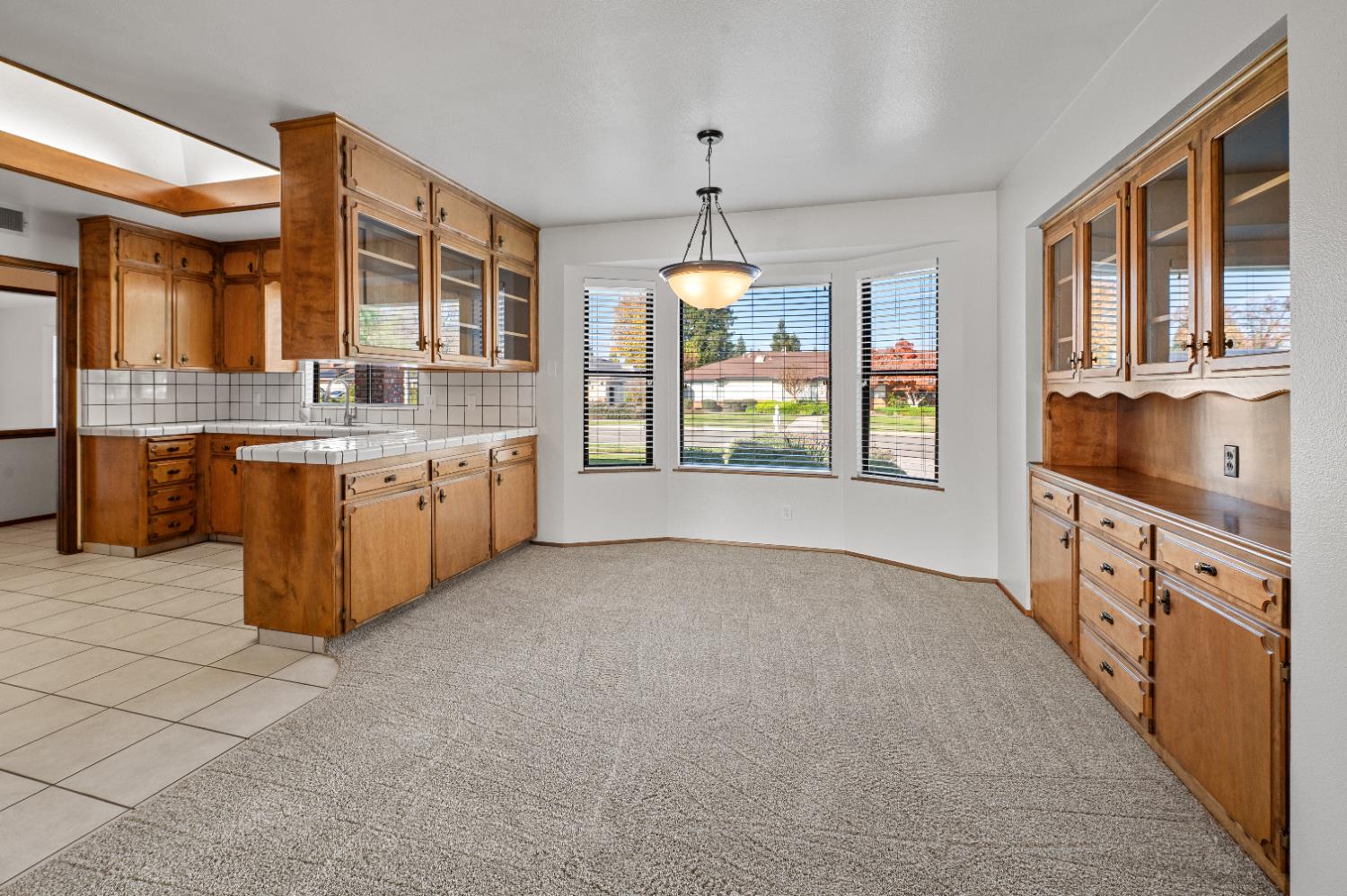 1673 E Cromwell Ave, Fresno, CA 93720