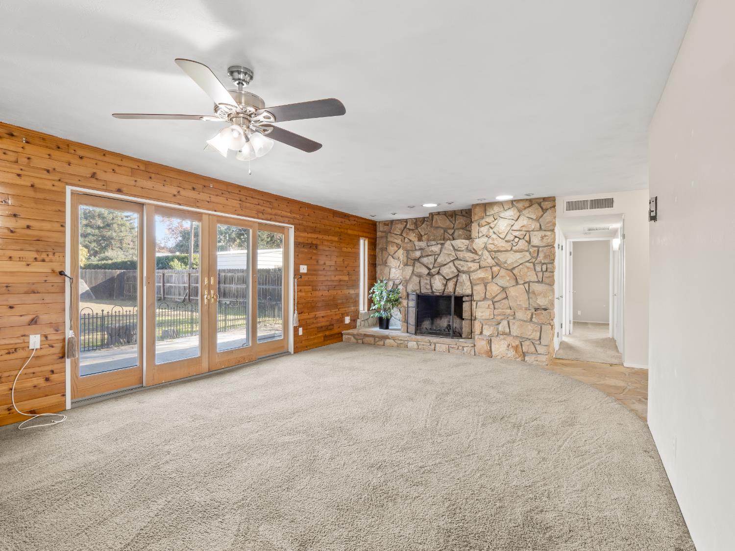 4430 N Teilman Ave, Fresno, CA 93705