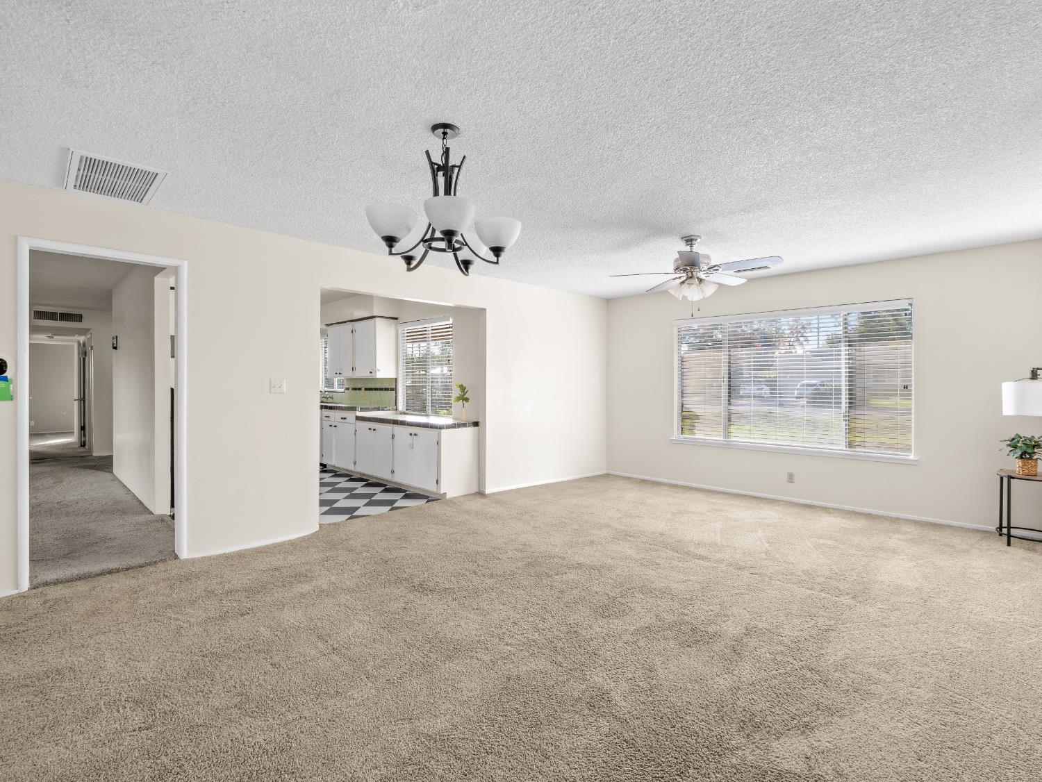 4430 N Teilman Ave, Fresno, CA 93705