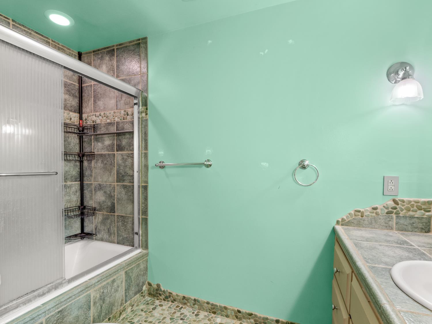 4430 N Teilman Ave, Fresno, CA 93705