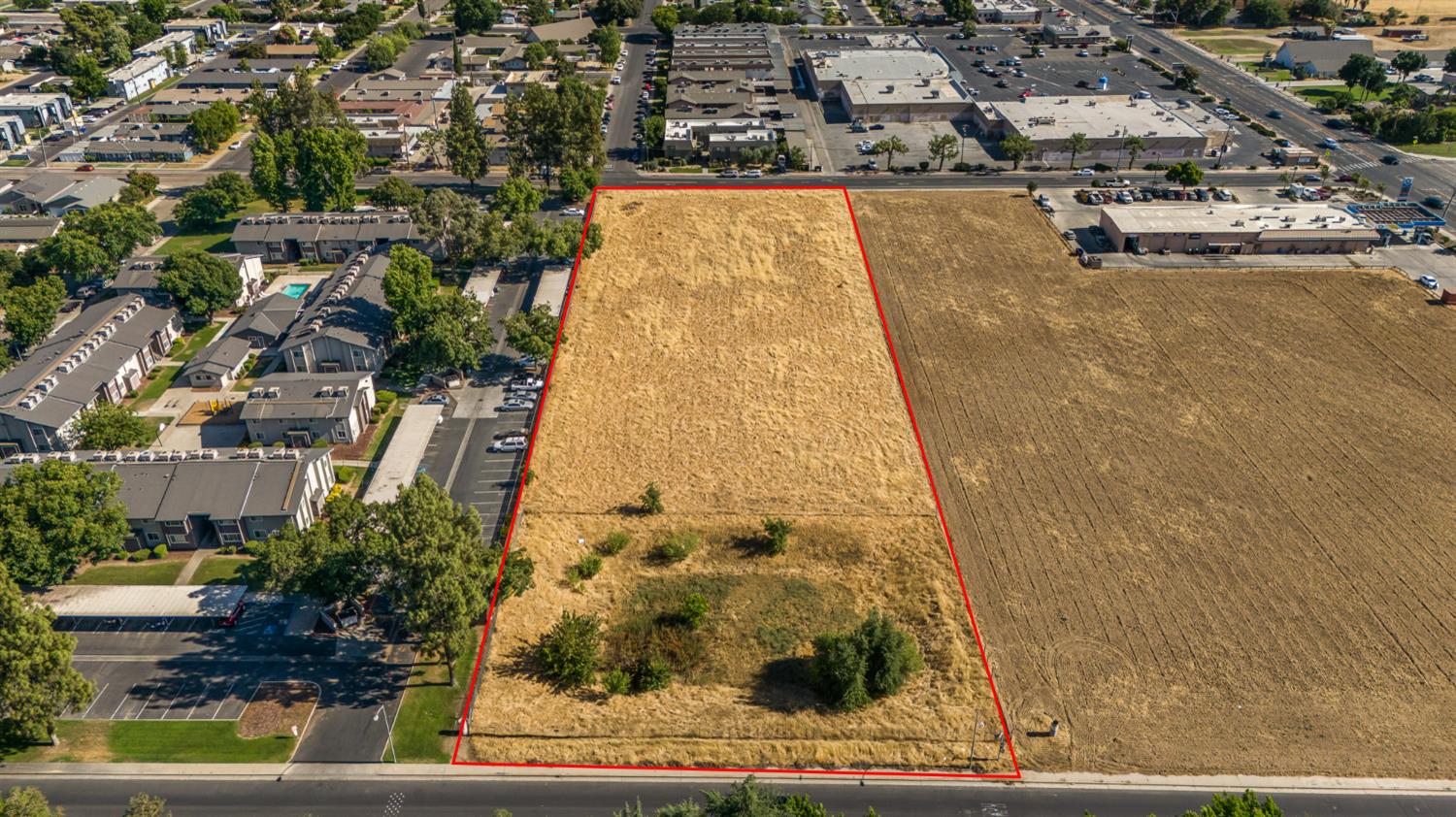 0 0 E Sequoia Dr, Dinuba, CA 93618