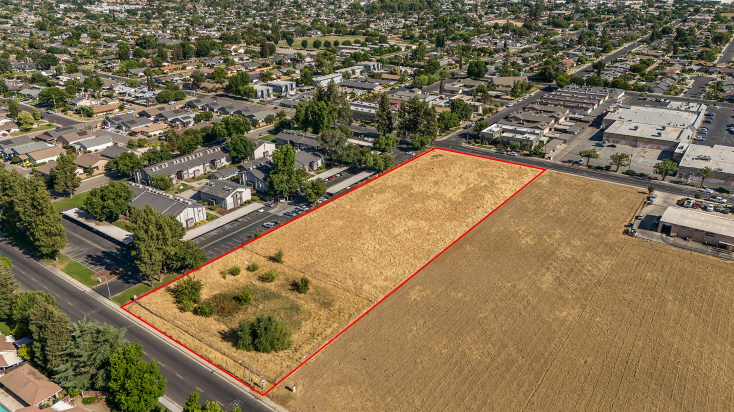 0 0 E Sequoia Dr, Dinuba, CA 93618