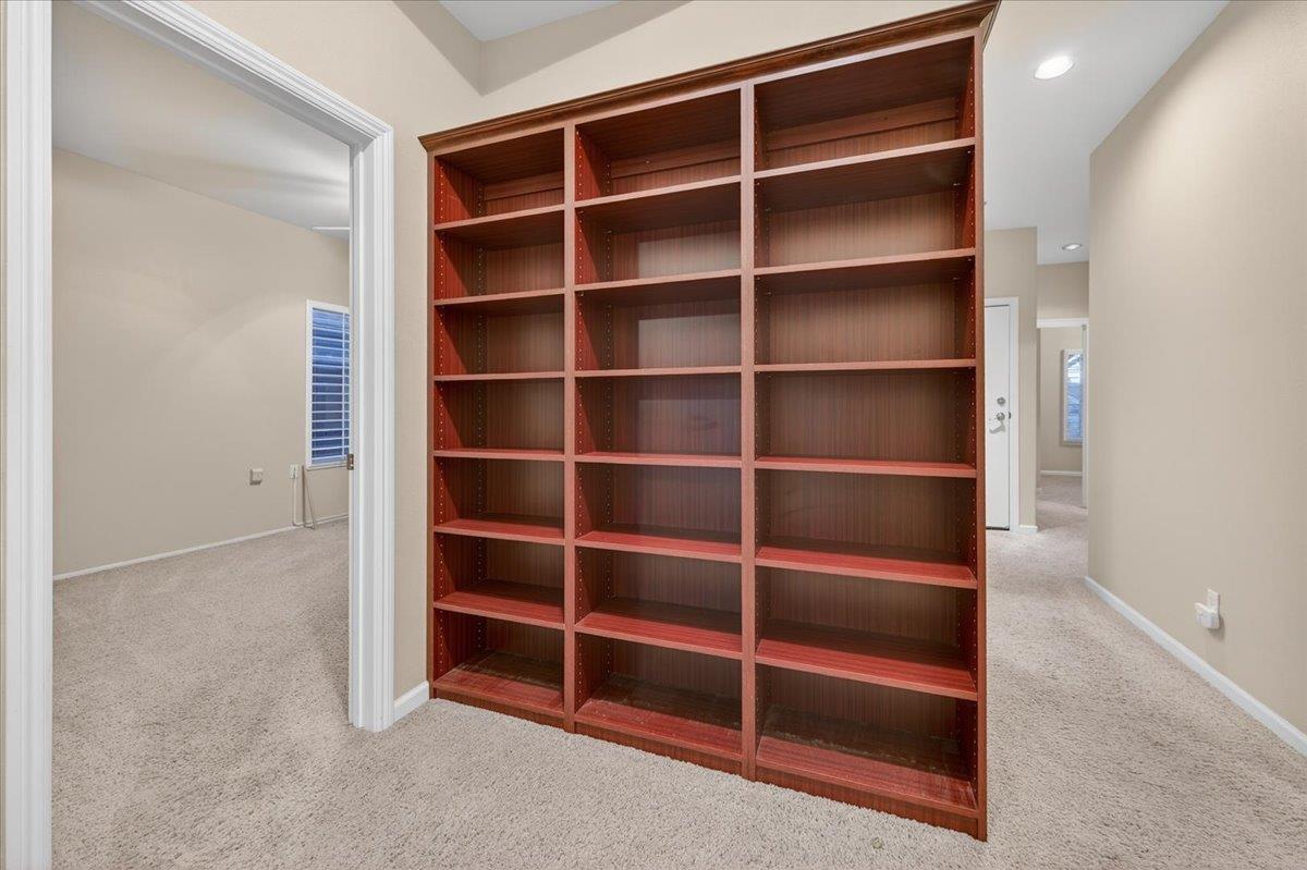 2211 Dawson Cove Ln, Clovis, CA 93611