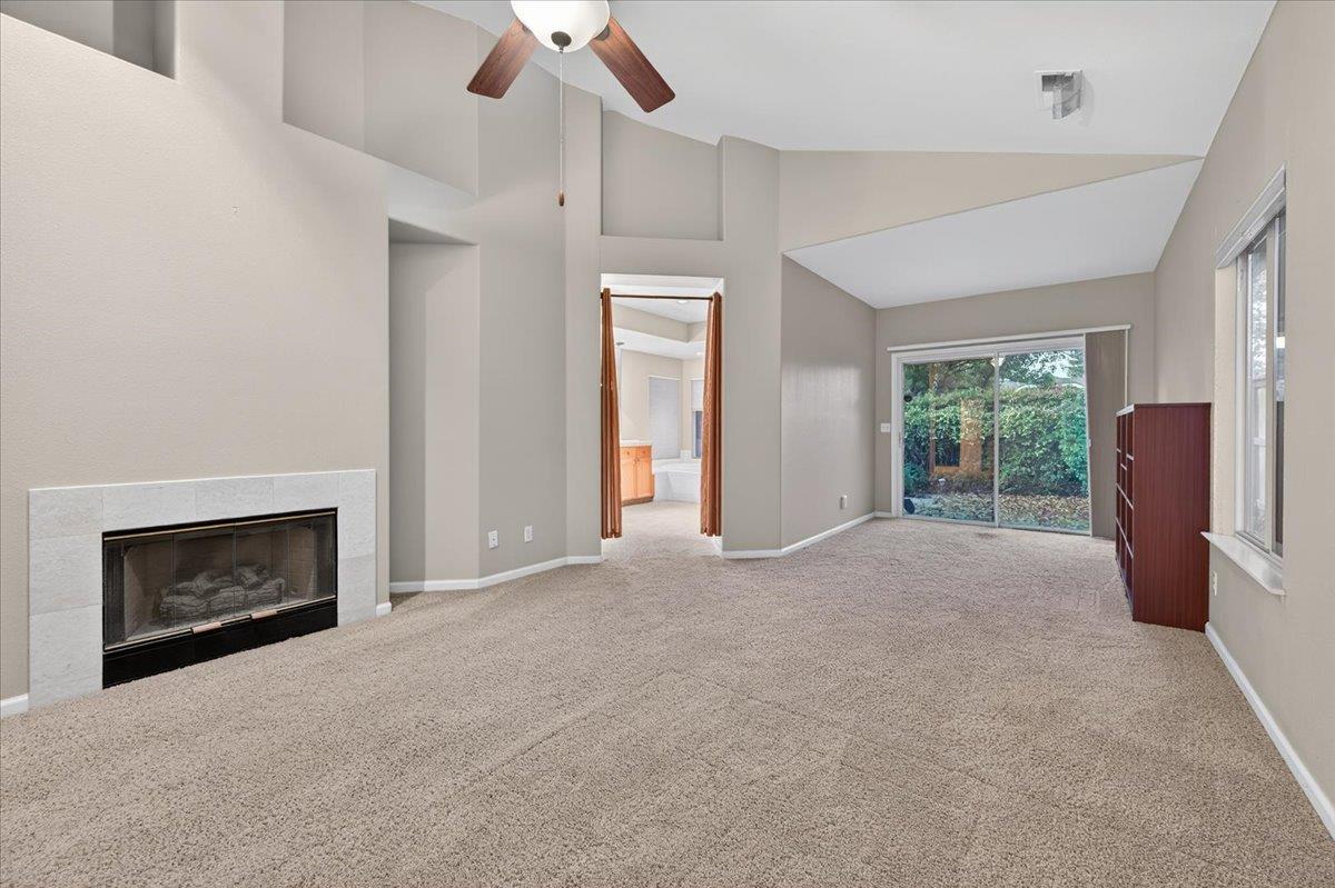 2211 Dawson Cove Ln, Clovis, CA 93611