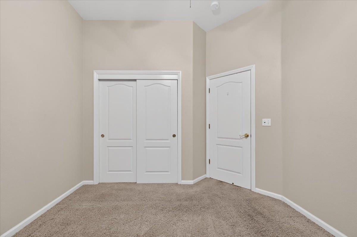 2211 Dawson Cove Ln, Clovis, CA 93611