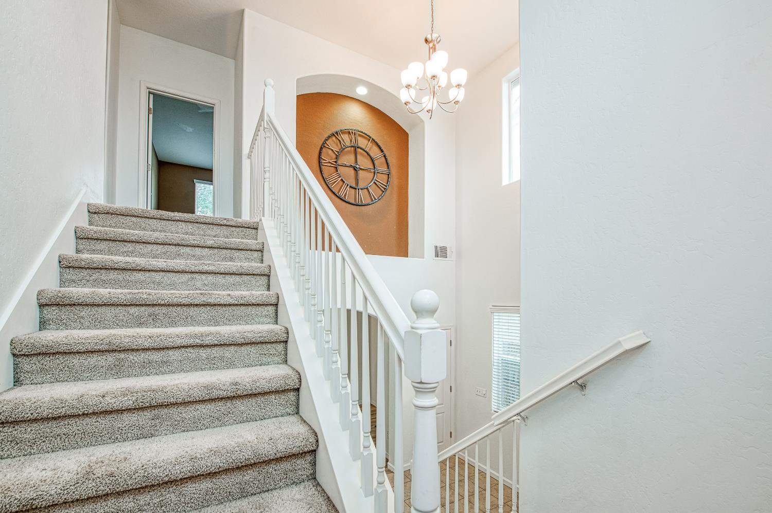 4386 W Artemisa Dr, Fresno, CA 93722