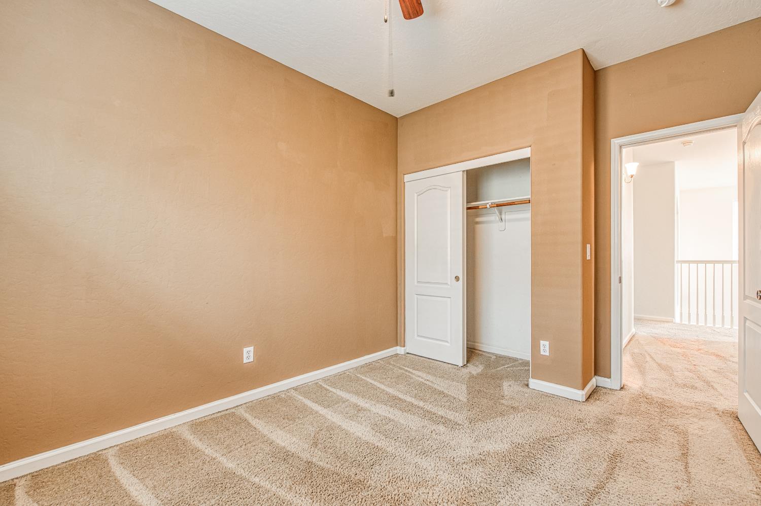 4386 W Artemisa Dr, Fresno, CA 93722