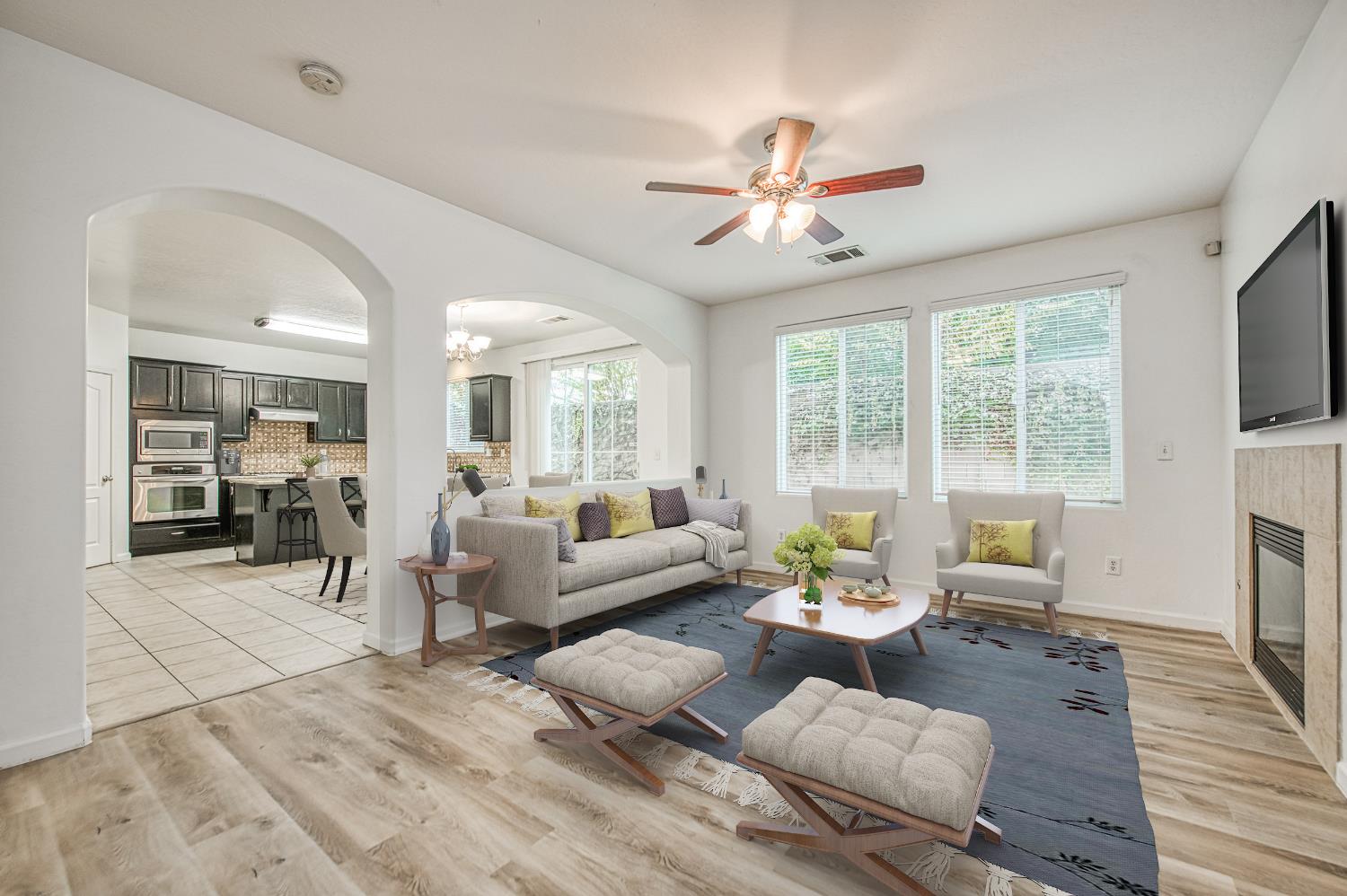 4386 W Artemisa Dr, Fresno, CA 93722